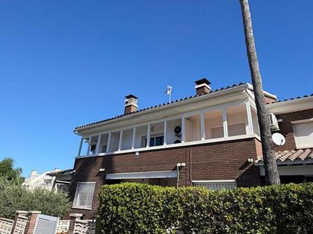 Chalet en alquiler en els Munts, Torredembarra