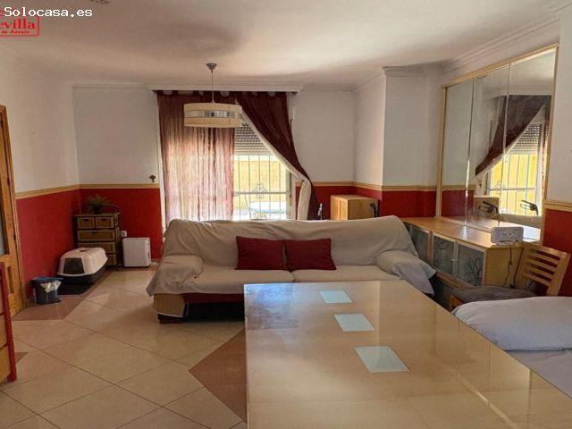 Casa en venta en Bormujos, Andalucía