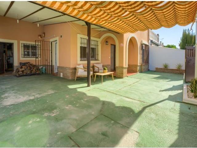 Casa en venta en Camino de Umbrete, Espartinas