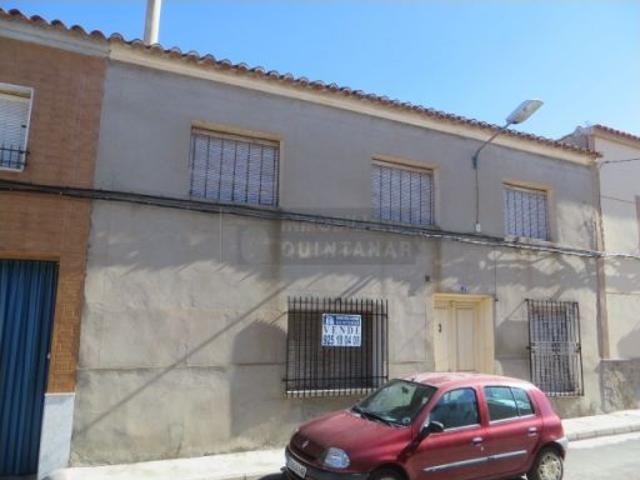 Casa en venta en La Puebla De Almoradiel, Castilla-La Mancha
