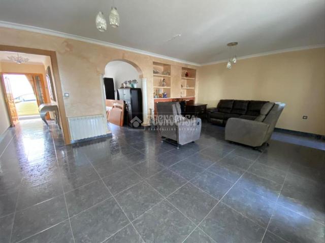 Villa en venta en Alcaudete