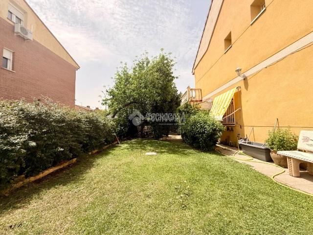 Chalet en venta en Alovera, Castilla-La Mancha