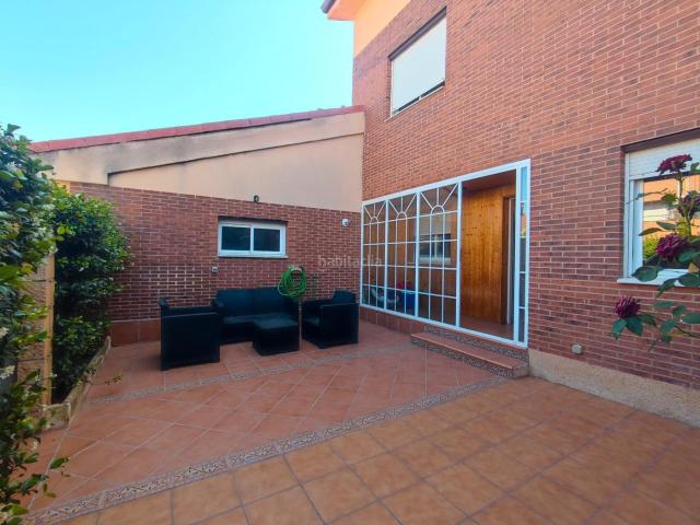Villa en venta en Alovera