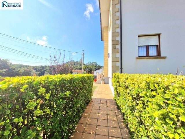 Chalet en venta en Barrio Palacio, Arnuero