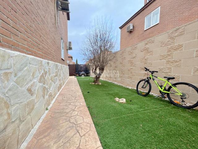 Villa en venta en Arroyomolinos, Ciudad Jardín