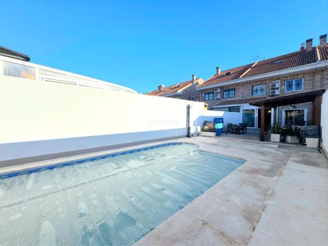 Chalet en venta en Arroyomolinos, Madrid