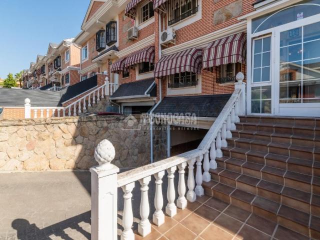 Chalet en venta en Arroyomolinos, Madrid