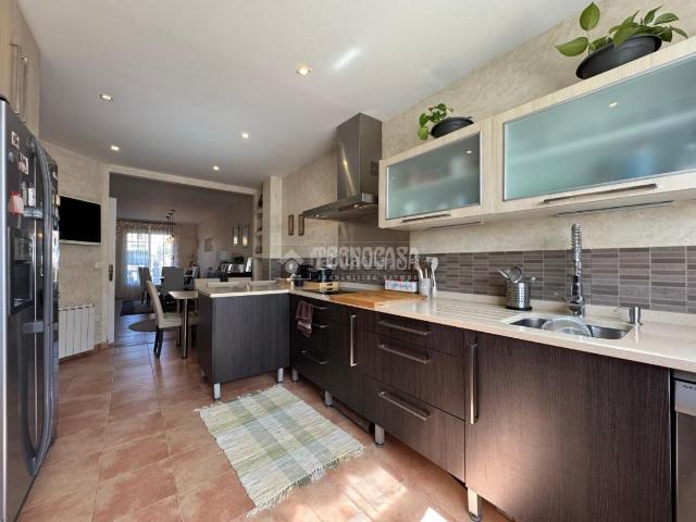 Chalet en venta en Arroyomolinos, Madrid