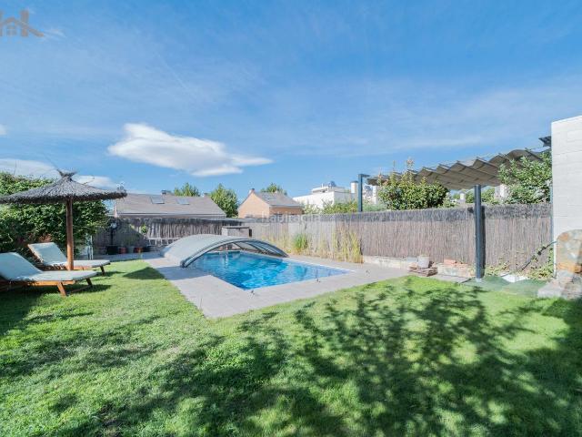 Chalet en venta en Arroyomolinos, Madrid