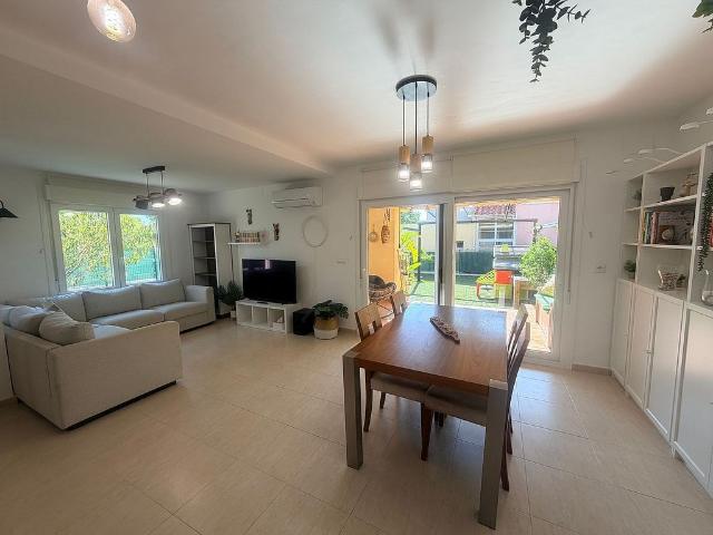 Chalet en venta en Miami Platja, Baix Camp