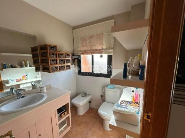 Chalet en venta en Barrio Poetas de la Hispanidad, Baeza