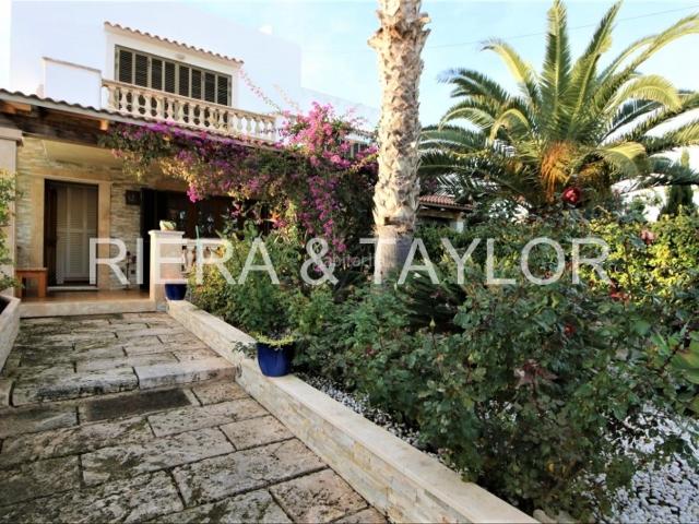 Chalet en venta en Cala Marçal, Migjorn