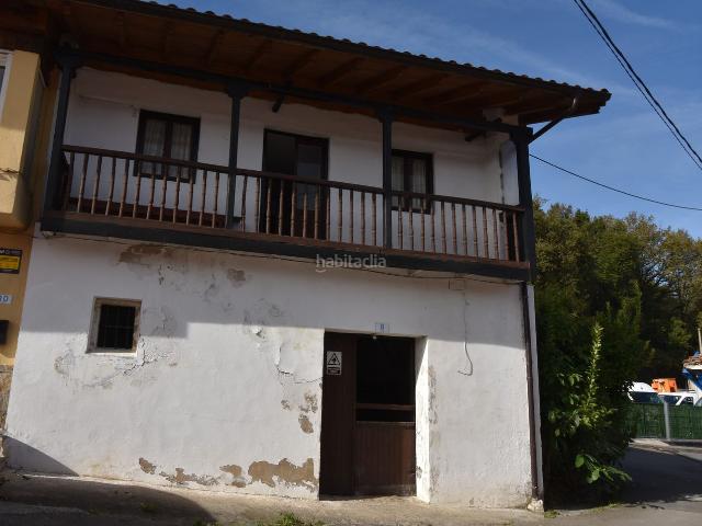 Chalet en venta en Paderne, Cantabria