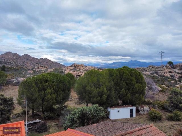 Chalet en venta en El Berrueco, Madrid