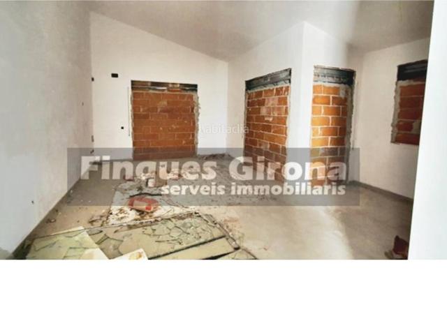 Villa en venta en Bescanó, Mas Llunes