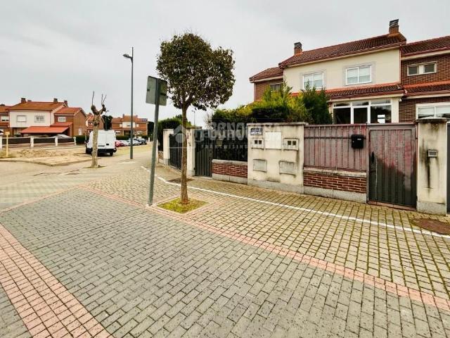 Chalet en venta en Boecillo, Castilla y León