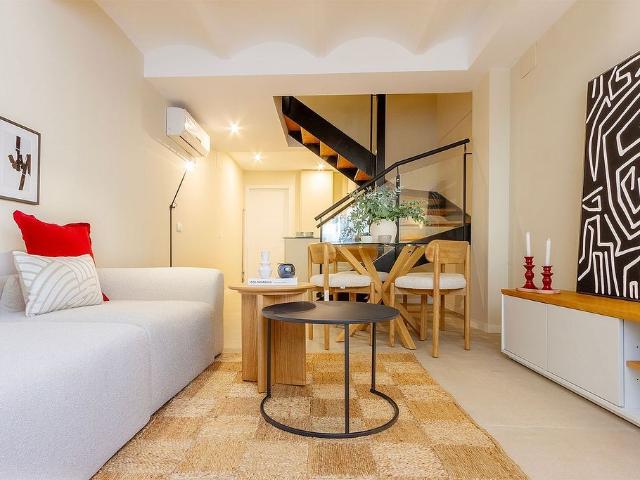 Chalet en venta en Almeda, Cornellà De Llobregat