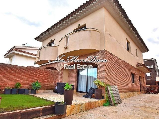 Chalet en venta en l'Hospitalet de l'Infant, Baix Camp