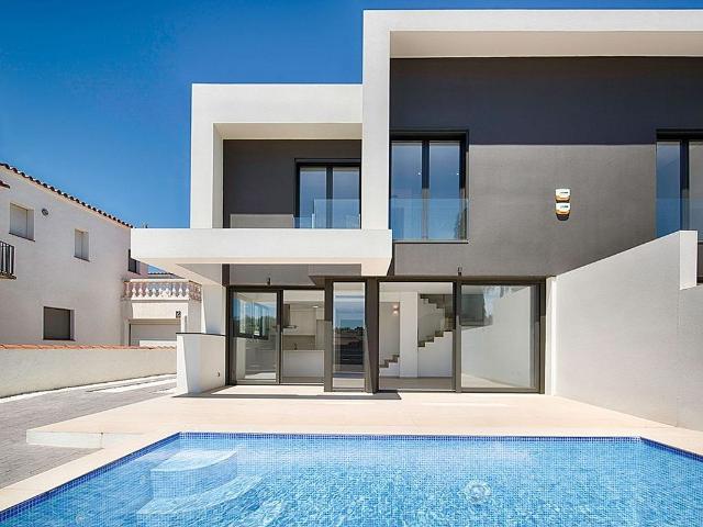 Chalet en venta en Empuriabrava, Alt Empordà