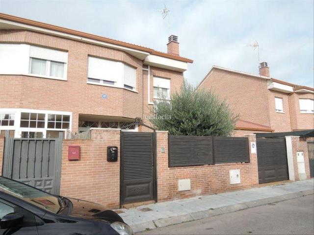 Chalet en venta en Camarma De Esteruelas, Madrid