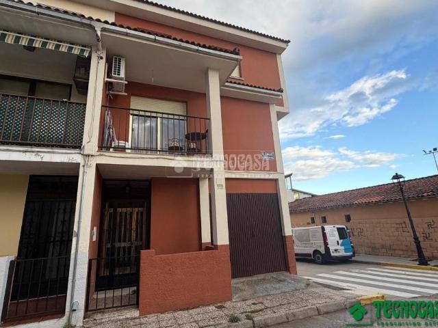 Chalet en venta en Candeleda, Castilla y León