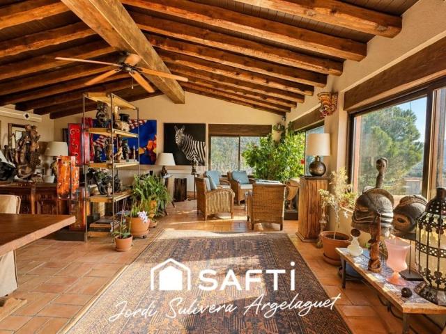 Chalet en venta en Cantallops, Girona