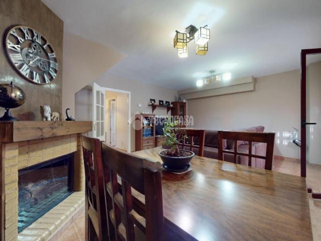 Chalet en venta en El Casar, Guadalajara