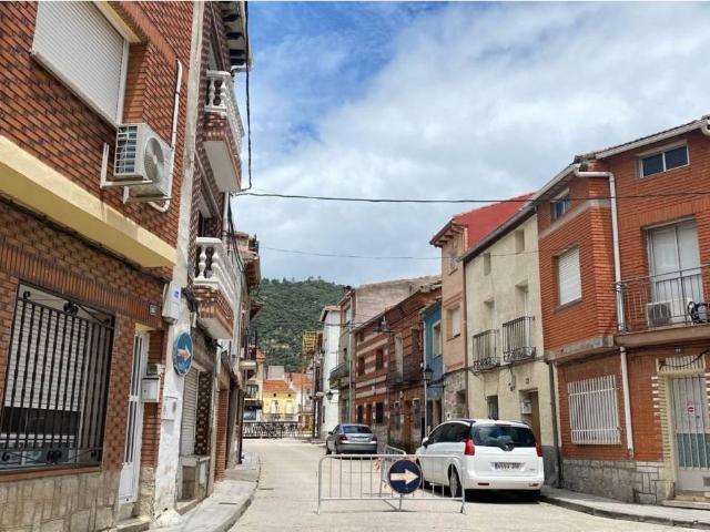 Casa en venta en Cenicientos, Madrid