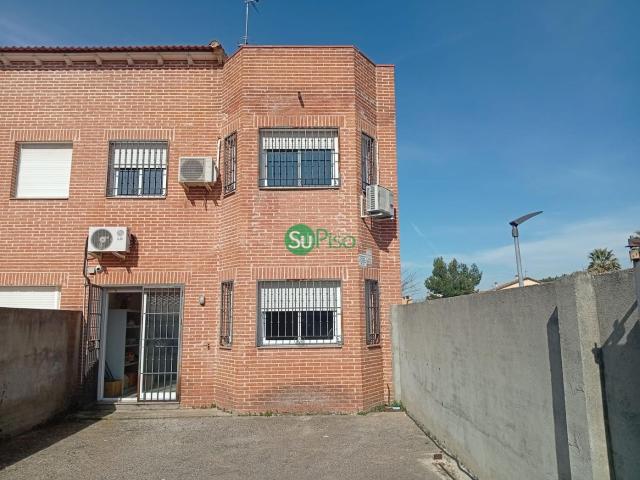 Chalet en venta en Chozas De Canales, Castilla-La Mancha