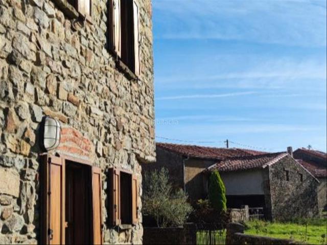 Villa en venta en Colunga, El Ferreru