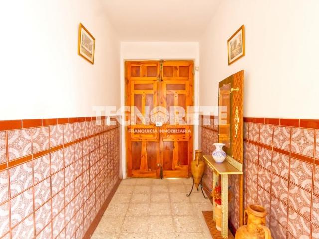 Chalet en venta en Consuegra, Castilla-La Mancha