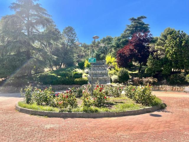 Chalet en venta en Coslada, Madrid