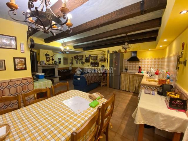 Chalet en venta en Urbanización Amelia, Zaragoza