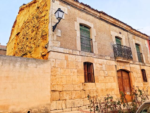 Chalet en venta en Fuentespina, Castilla y León