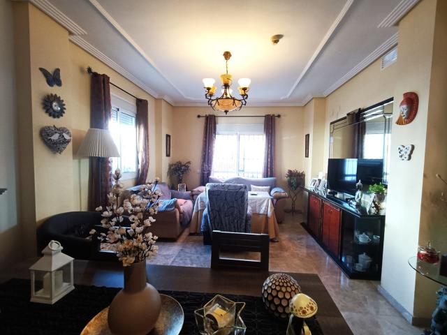Chalet en venta en Barrio de Nicolás, Gines