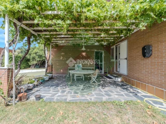 Chalet en venta en Griñón, Madrid