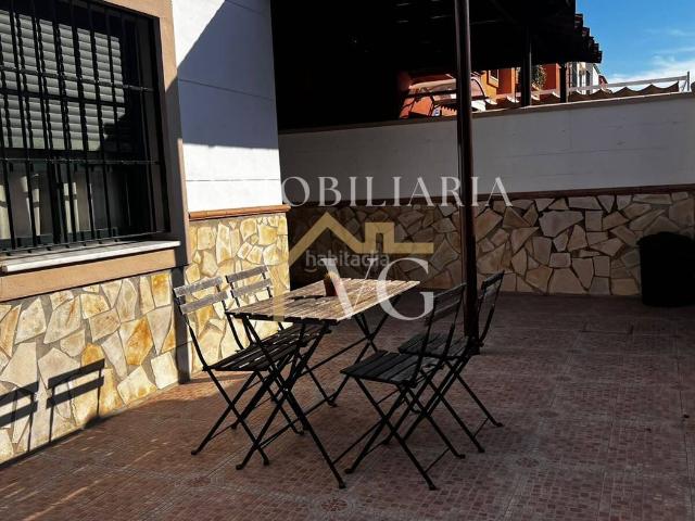 Chalet en venta en Guillena, Sevilla