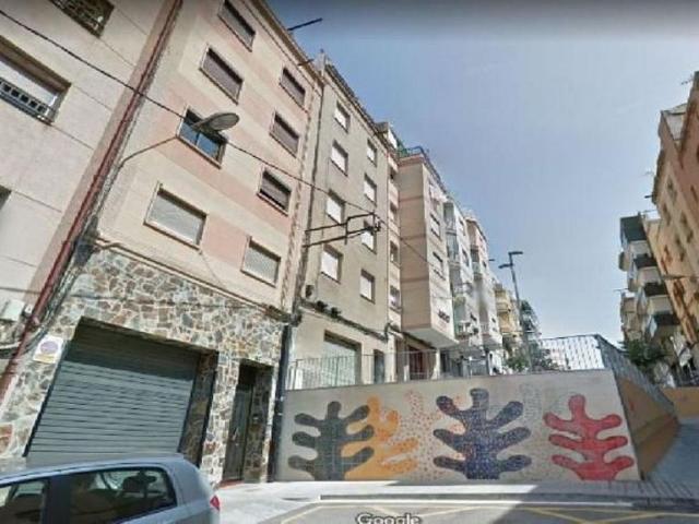 Villa en venta en L'hospitalet De Llobregat