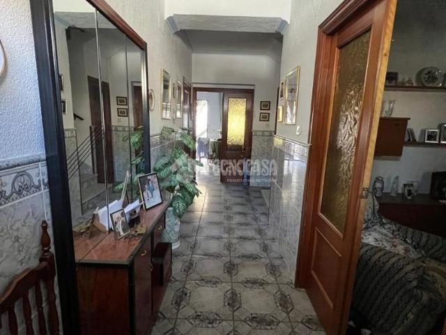 Chalet en venta en Ibros, Andalucía