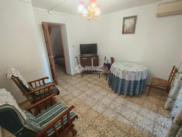 Chalet en venta en Jabalquinto, Andalucía