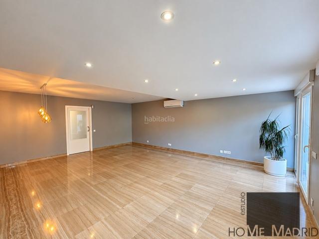 Chalet en venta en Valdefuentes, Madrid