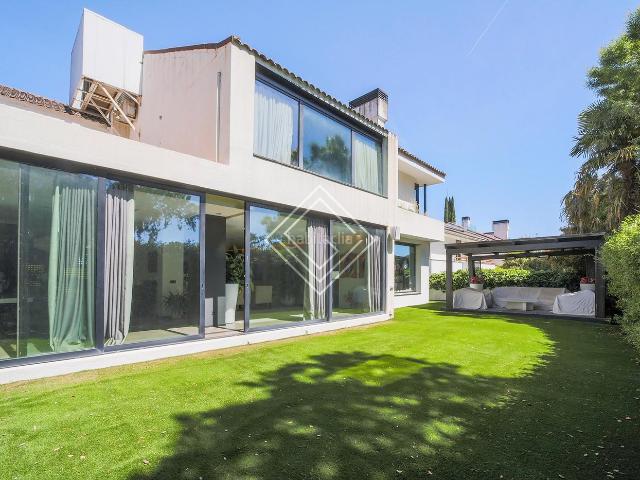 Villa en venta en Alcobendas, Valdefuentes