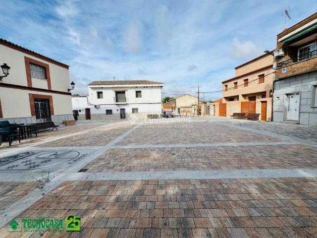 Chalet en venta en Layos
