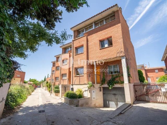Chalet en venta en Vila Montcada, Lleida