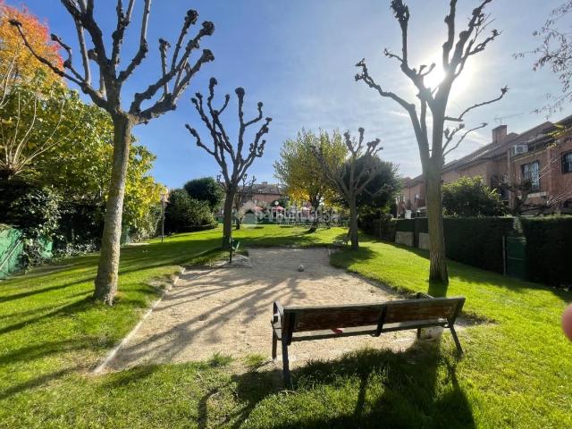 Chalet en venta en Loeches, Madrid