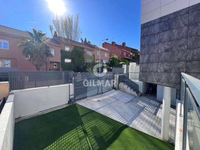 Chalet en venta en Madrid, Cortes