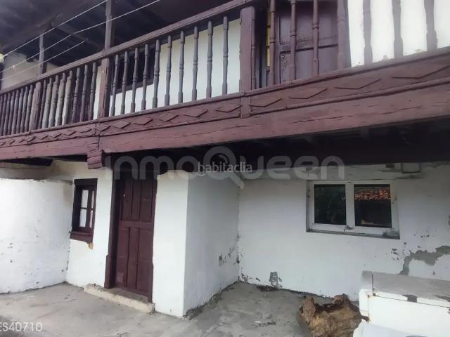 Chalet en venta en Morcín, Asturias