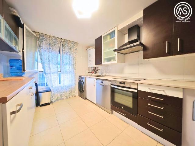 Chalet en venta en La Muela, Zaragoza