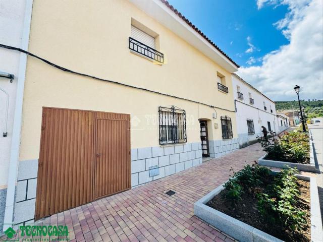 Villa en venta en Navahermosa