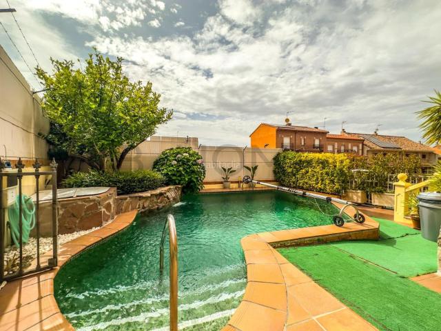 Villa en venta en Navalcarnero, Casco Antiguo